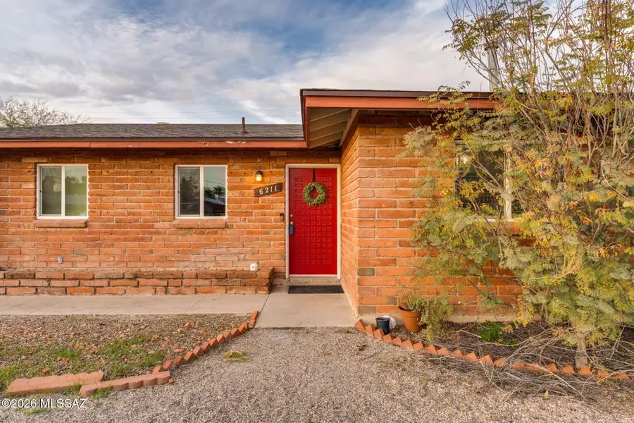 6211 E 17th, Tucson, AZ 85711 - #2