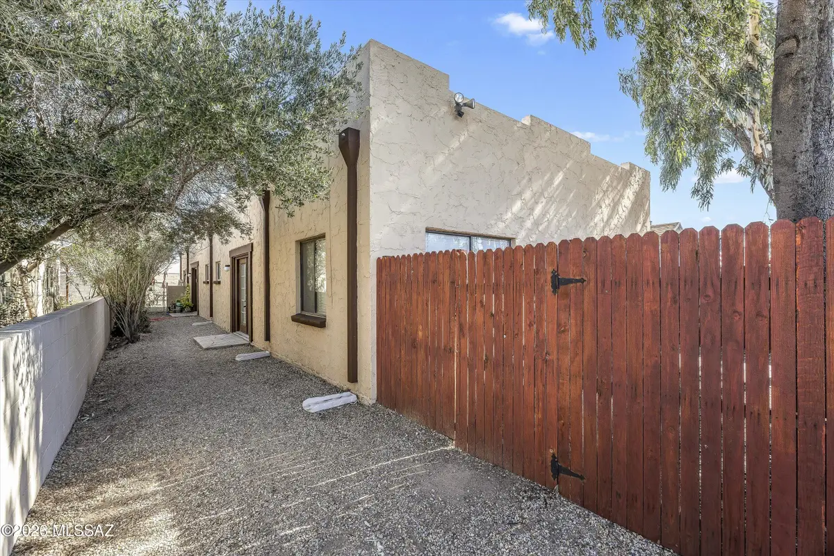 2940 N Park, Tucson, AZ 85719 - Image #1