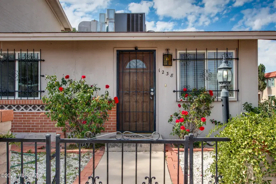 1238 S Camino Seco, Tucson, AZ 85710 - Image #2