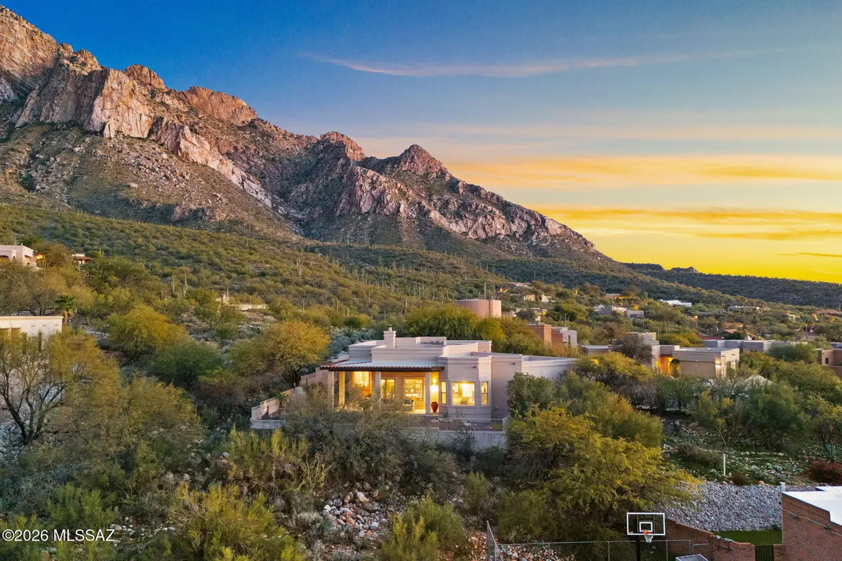 9801 N Ridge Shadow, Tucson, AZ 85704 - #1