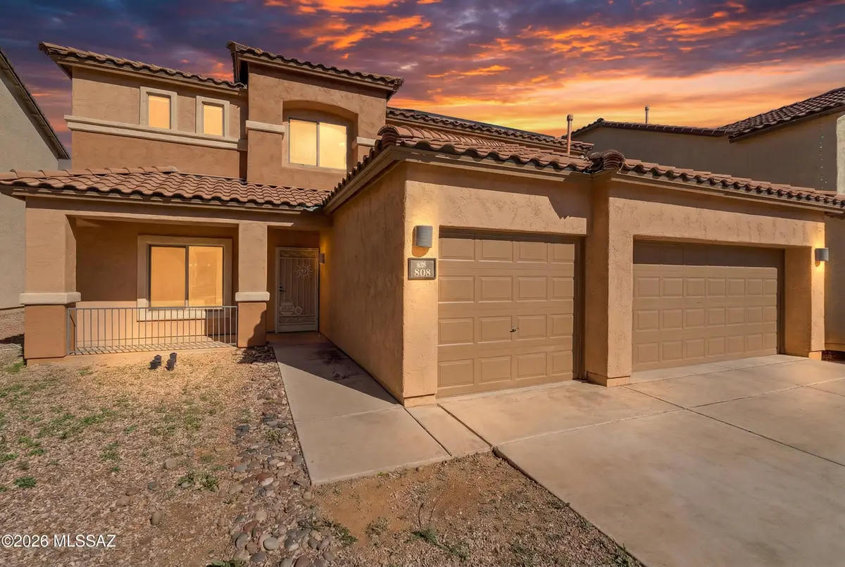 808 W Vuelta Granadina, Sahuarita, AZ 85629 - #1