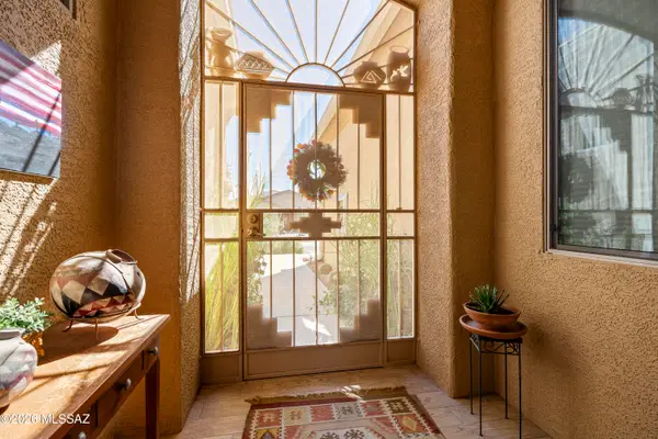 470 W Calle Artistica, Green Valley, AZ 85614
