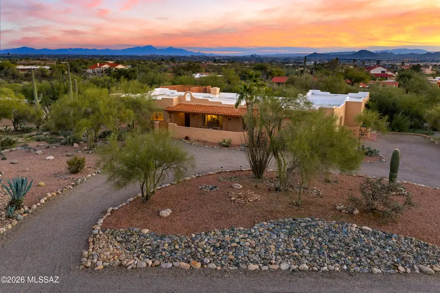 800 E Camino Alberca, Tucson, AZ 85718 - Image #3