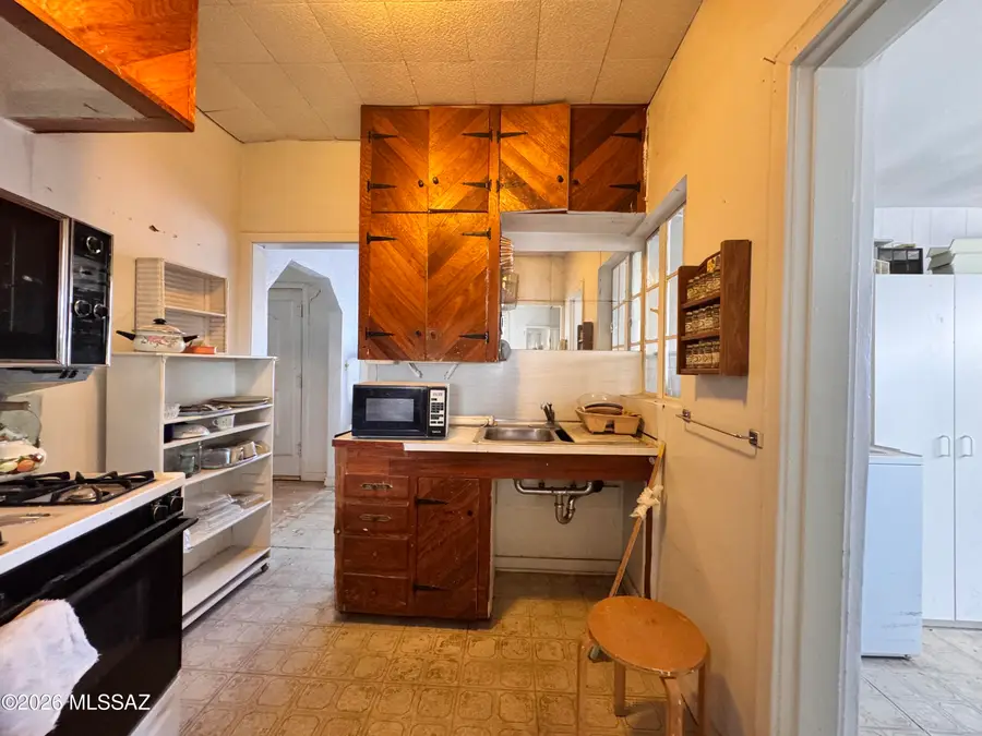 2328 E Hawthorne, Tucson, AZ 85719 - #3