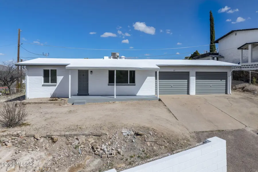 147 E La Castellana, Nogales, AZ 85621 - #3