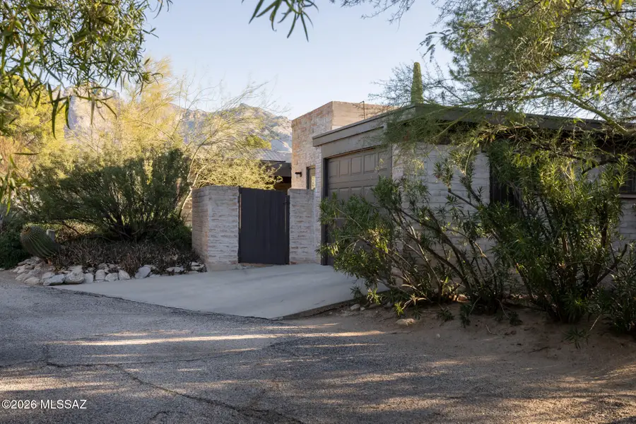 2904 E Placita Posada Real, Tucson, AZ 85718 - #2