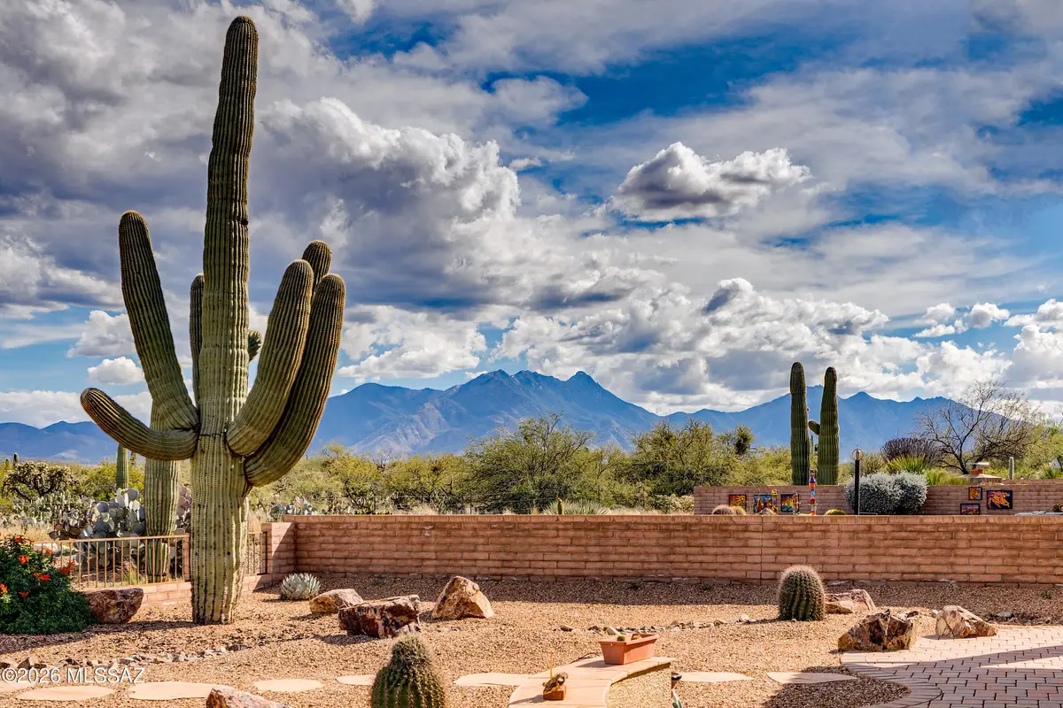 600 N Alexis, Green Valley, AZ 85614 - #1