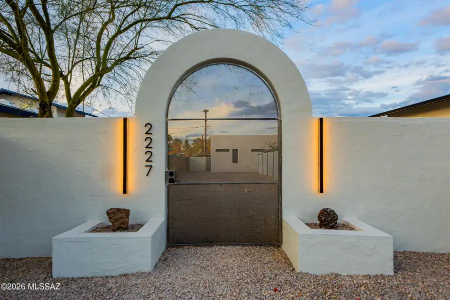 2227 E Helen, Tucson, AZ 85719 - #2