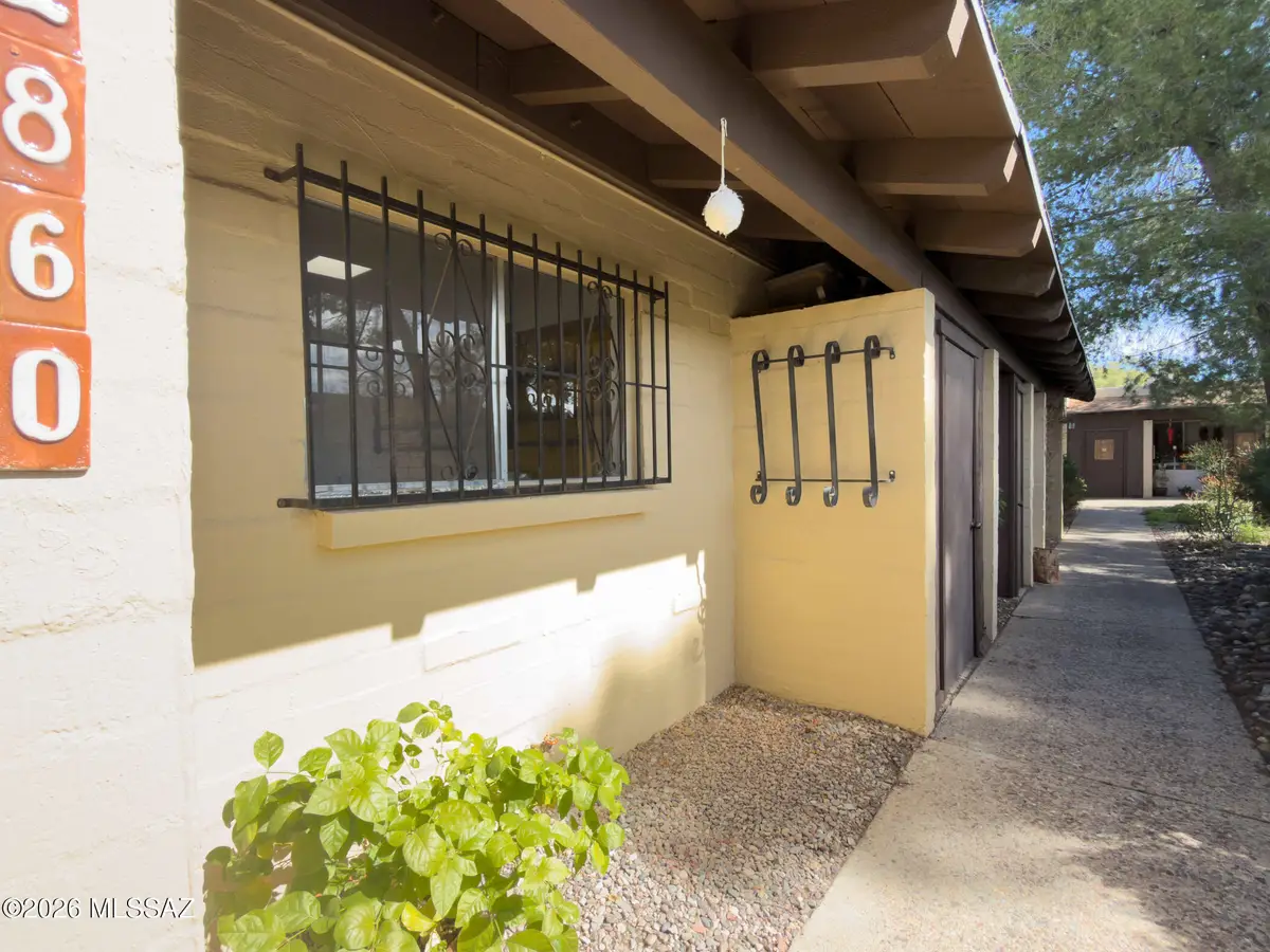 2860 N Beverly, Tucson, AZ 85712 - #1