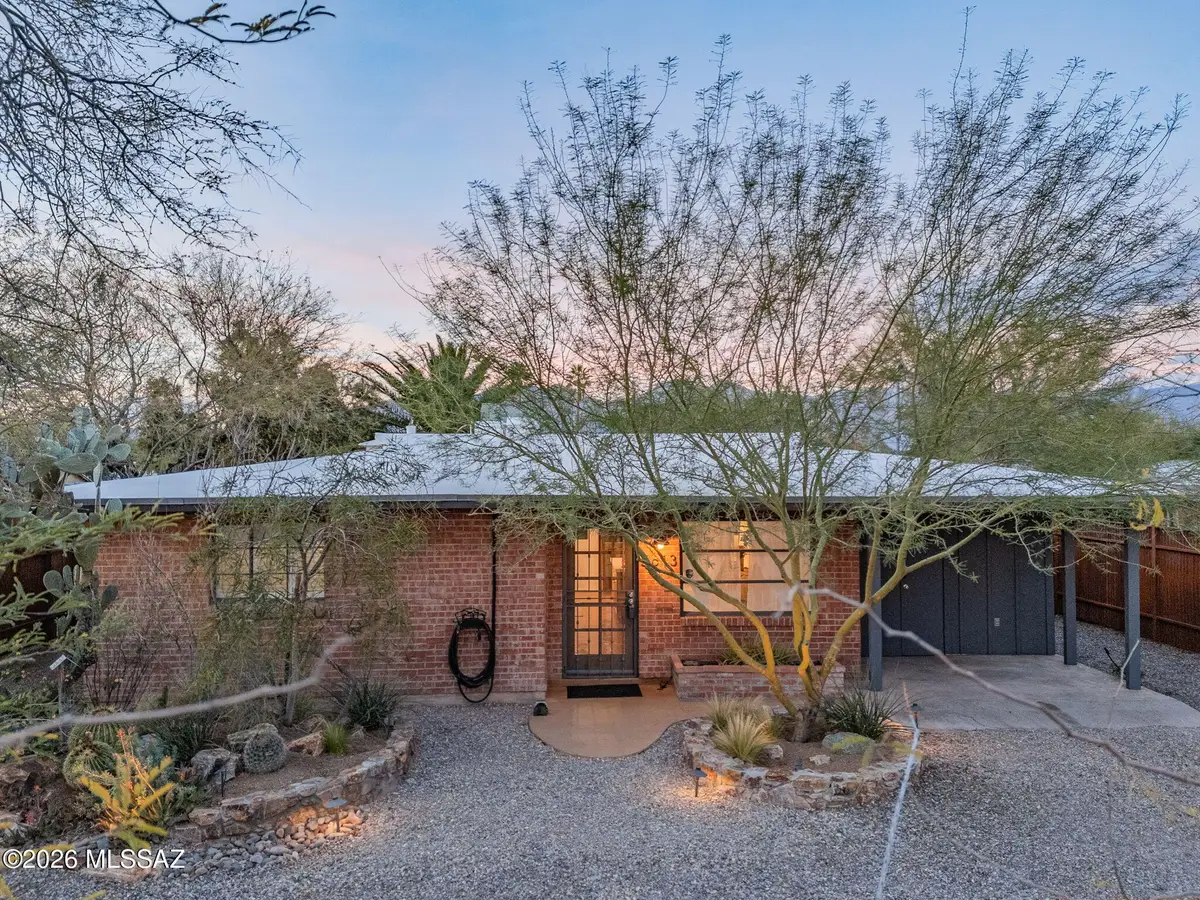 5613 E Bellevue, Tucson, AZ 85712 - #1