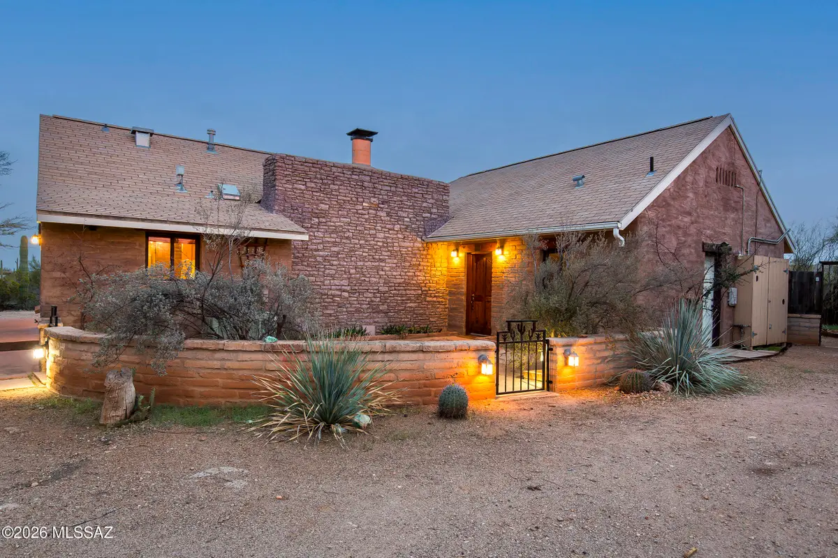 3809 W Camino Nuestro, Tucson, AZ 85745 - #1