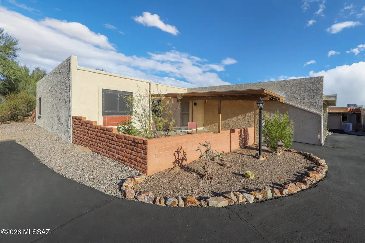 450 W San Ignacio, Green Valley, AZ 85614 - #1