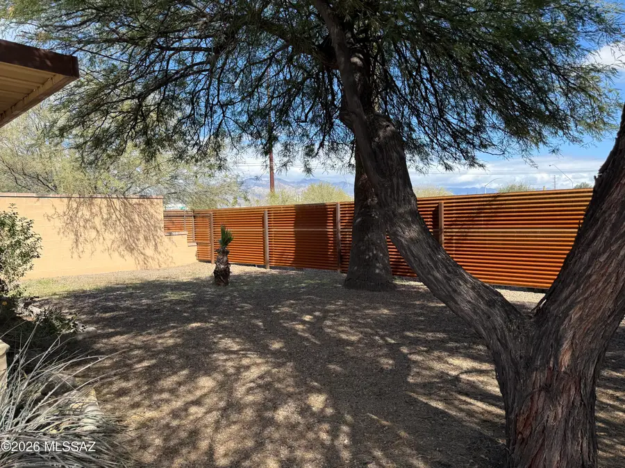 2343 N Hampton, Tucson, AZ 85719 - #2