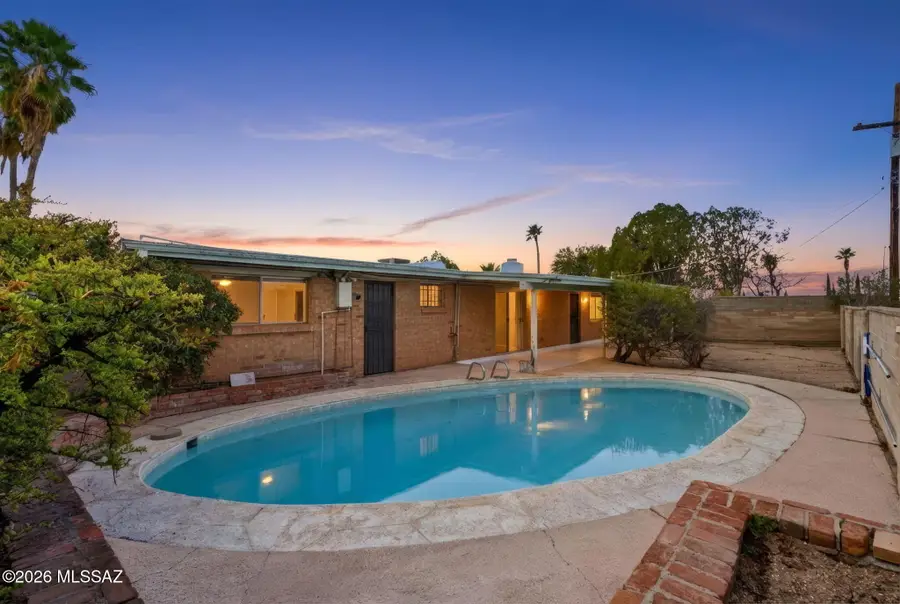 8711 E Appomattox, Tucson, AZ 85710 - #2