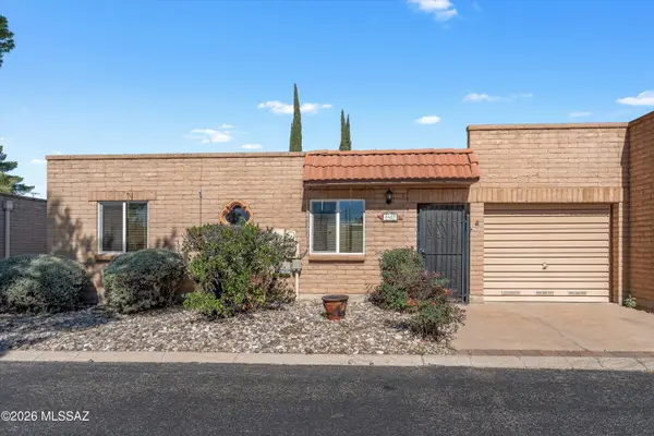 8427 E Foursome, Tucson, AZ 85710