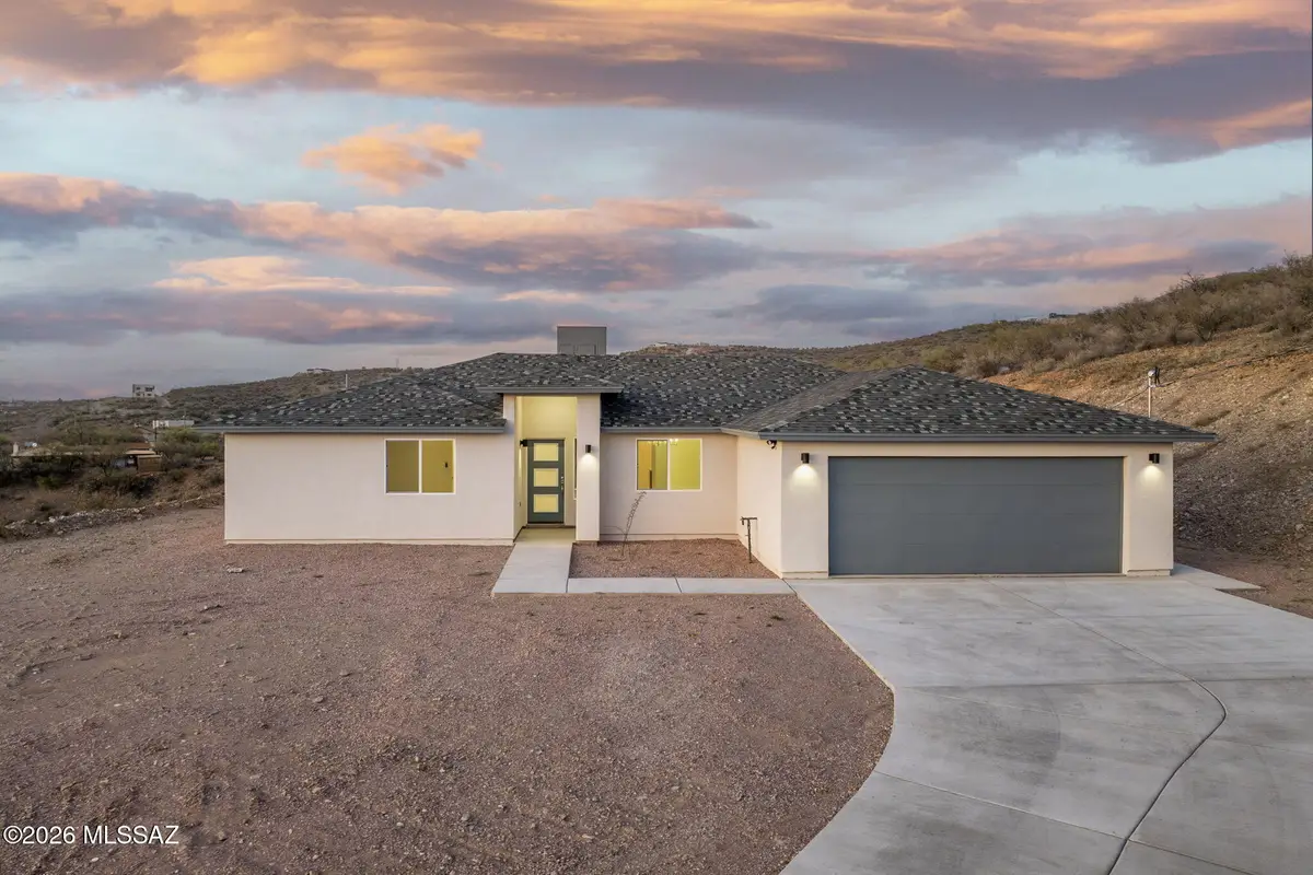 172 Vereda Cabrilla, Rio Rico, AZ 85648 - #1