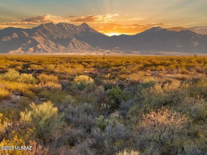 1111 E Madera Estates, Sahuarita, AZ 85629 - #1