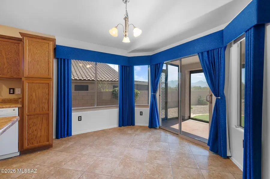1061 W Placita Vargas, Green Valley, AZ 85614 - #2