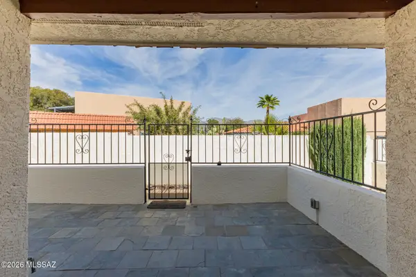 5935 E Sun County, Tucson, AZ 85712