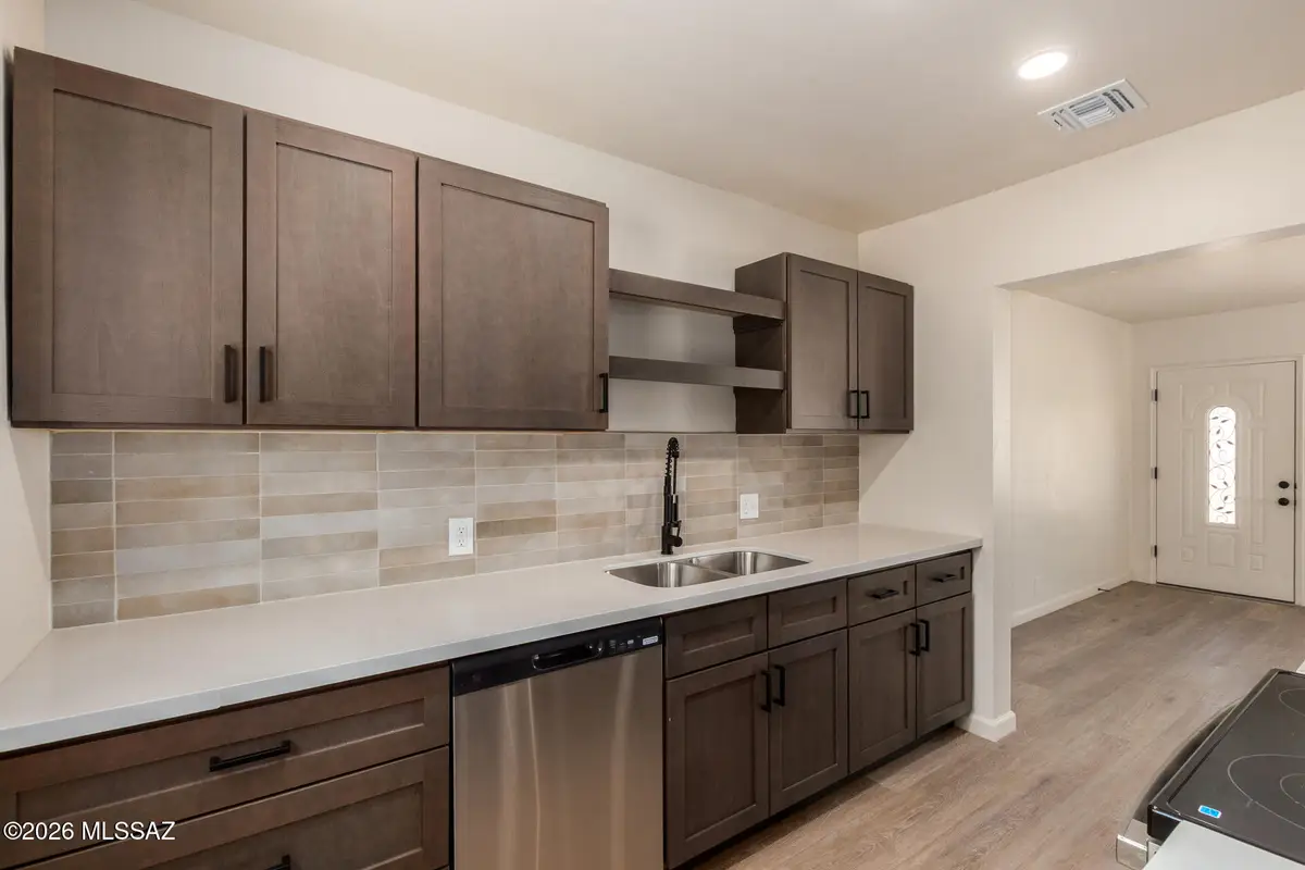 2932 N Castro, Tucson, AZ 85705 - #1