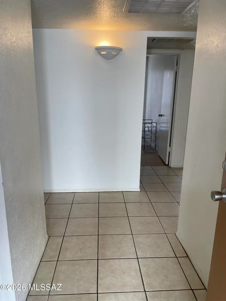 1620 N Wilmot, Tucson, AZ 85712 - #2
