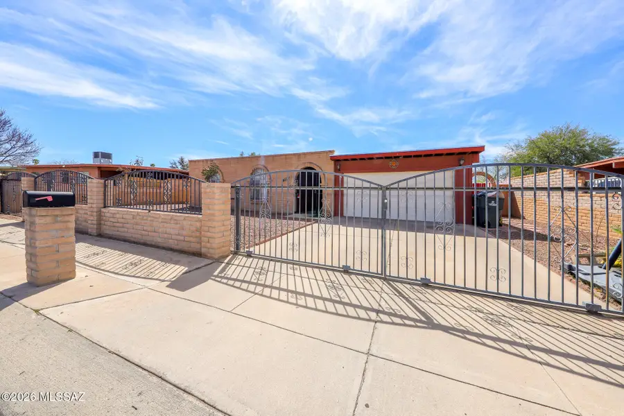 2210 E Oregon, Tucson, AZ 85706 - #2