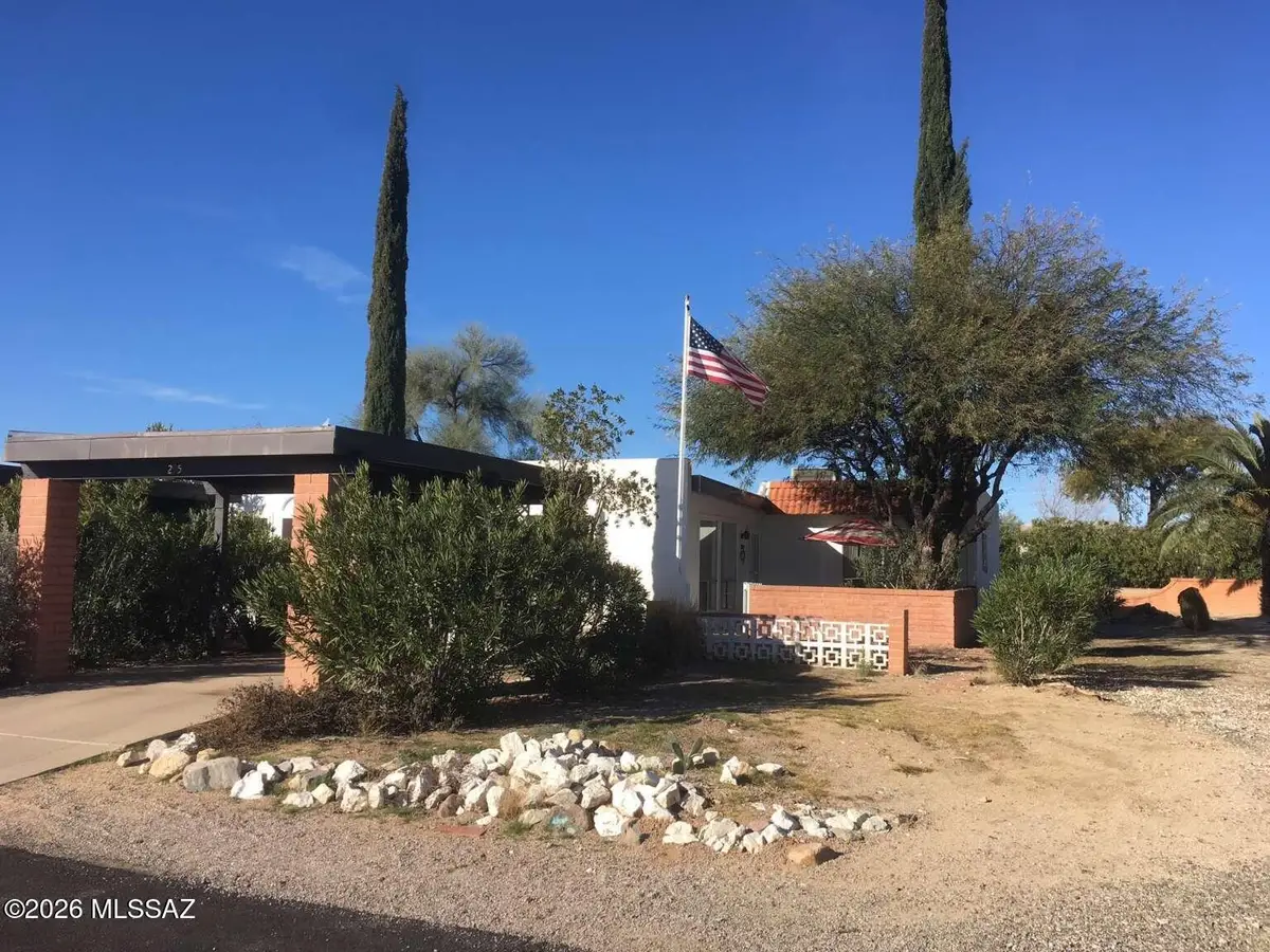 295 W Placita De Los Anillos, Green Valley, AZ 85614 - #1