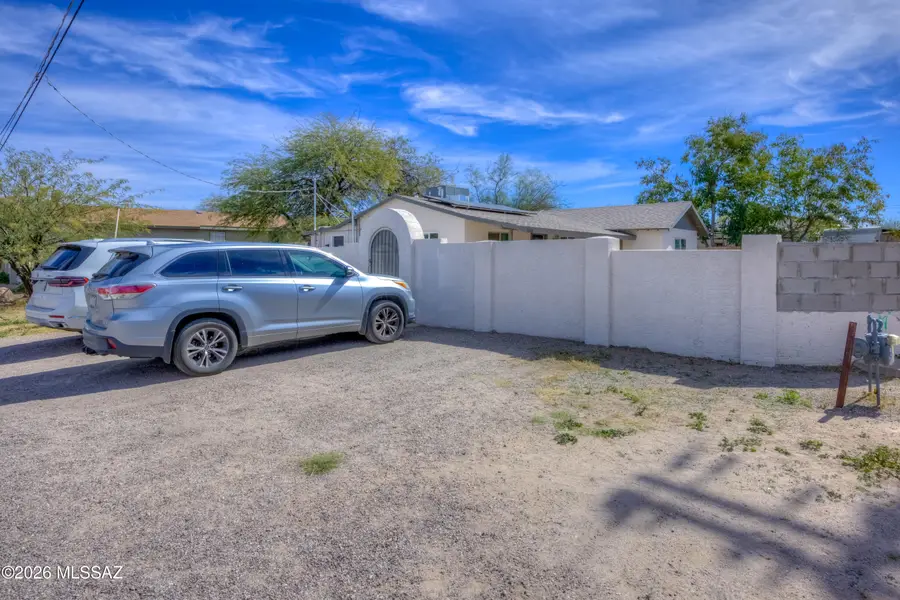 5601 S Masterson, Tucson, AZ 85706 - #2