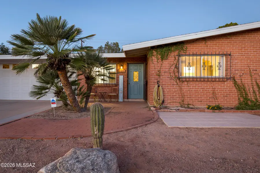 2202 N Frannea, Tucson, AZ 85712 - #2