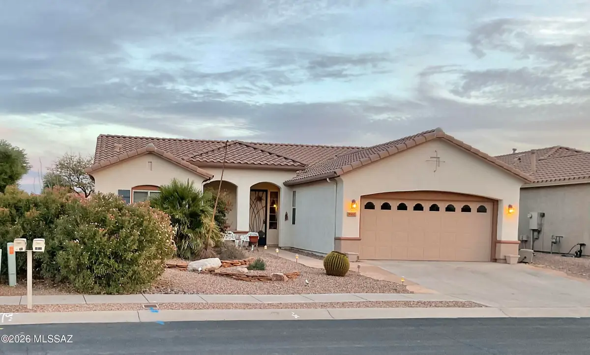 9532 N Twinkling Shadows, Tucson, AZ 85743 - #1