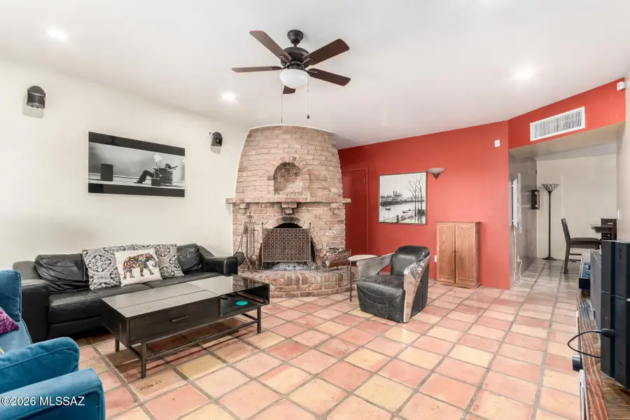 1814 N Santa Rosa, Tucson, AZ 85712 - #2