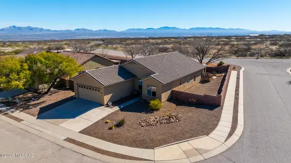 1003 S Throne Room, Benson, AZ 85602