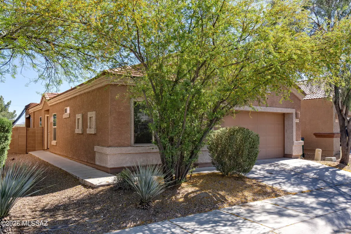 8758 N White Spruce, Tucson, AZ 85743 - #1