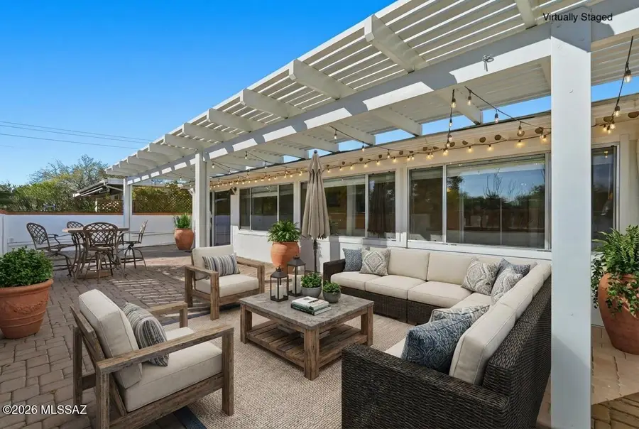 681 W Camino Del Poso, Green Valley, AZ 85614 - #3