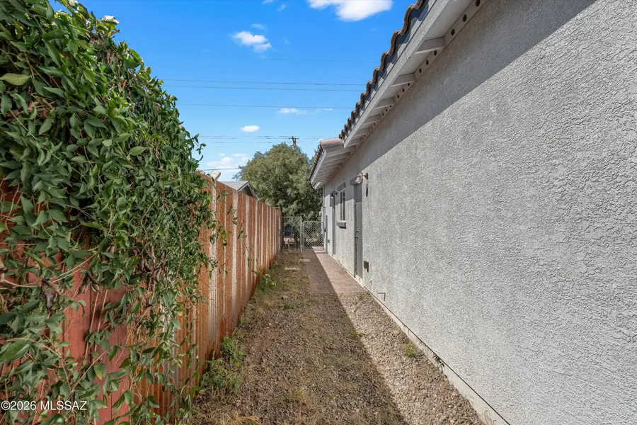 2956 N Palo Verde, Tucson, AZ 85716 - #3