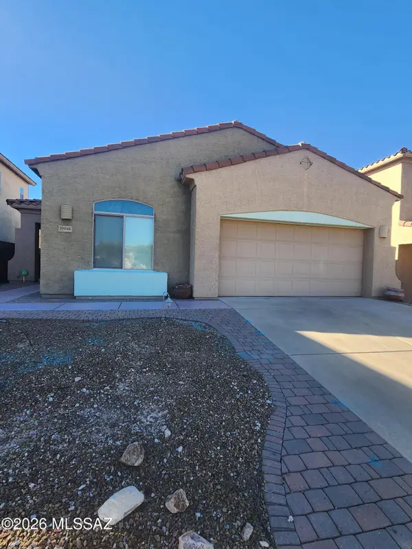 10046 E Cedar Hill, Tucson, AZ 85748