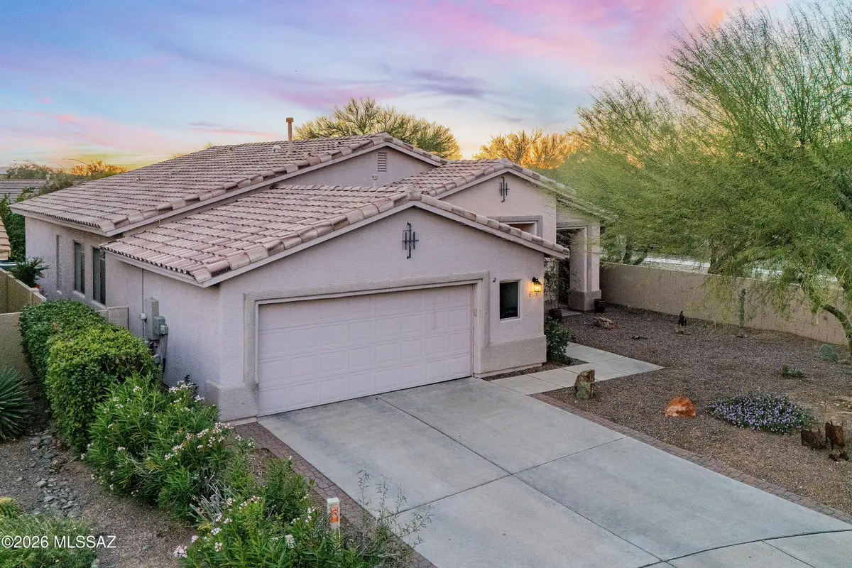 241 W Carlynn Cliff, Oro Valley, AZ 85755 - #1