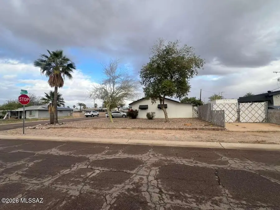 223 W 11th, Casa Grande, AZ 85122 - #3