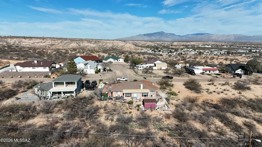 877 S Ridge, Benson, AZ 85602 - #2