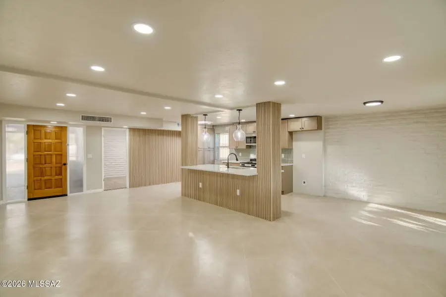 1443 S Park, Tucson, AZ 85710 - #2