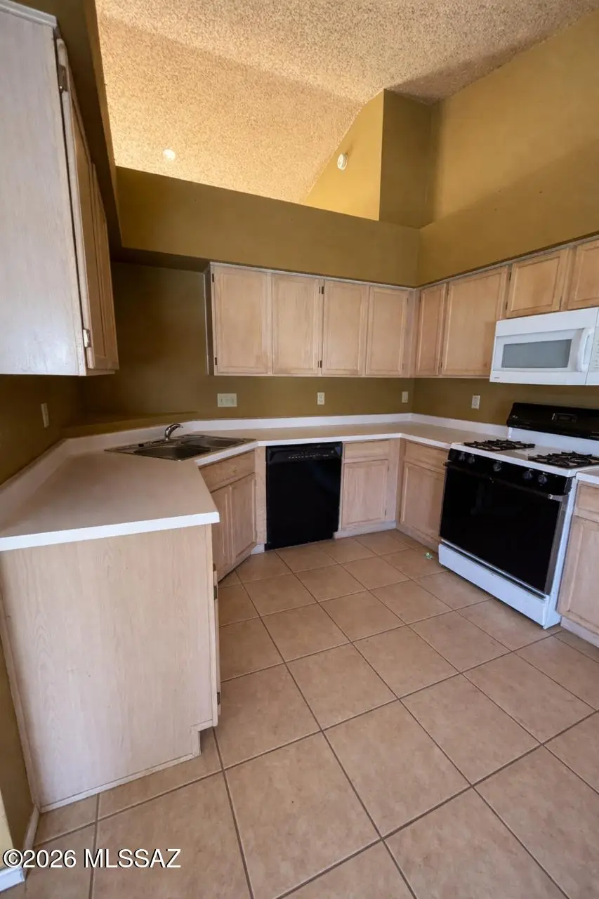 2971 W Sawmill Spring, Tucson, AZ 85742 - #3