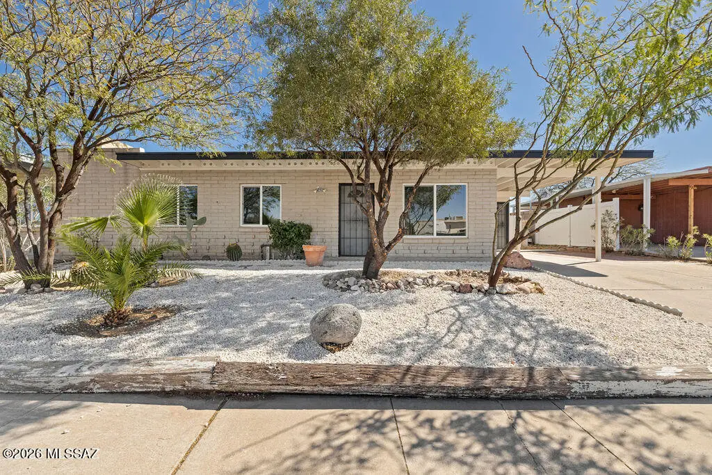 2437 S Saddleback, Tucson, AZ 85710 - #1