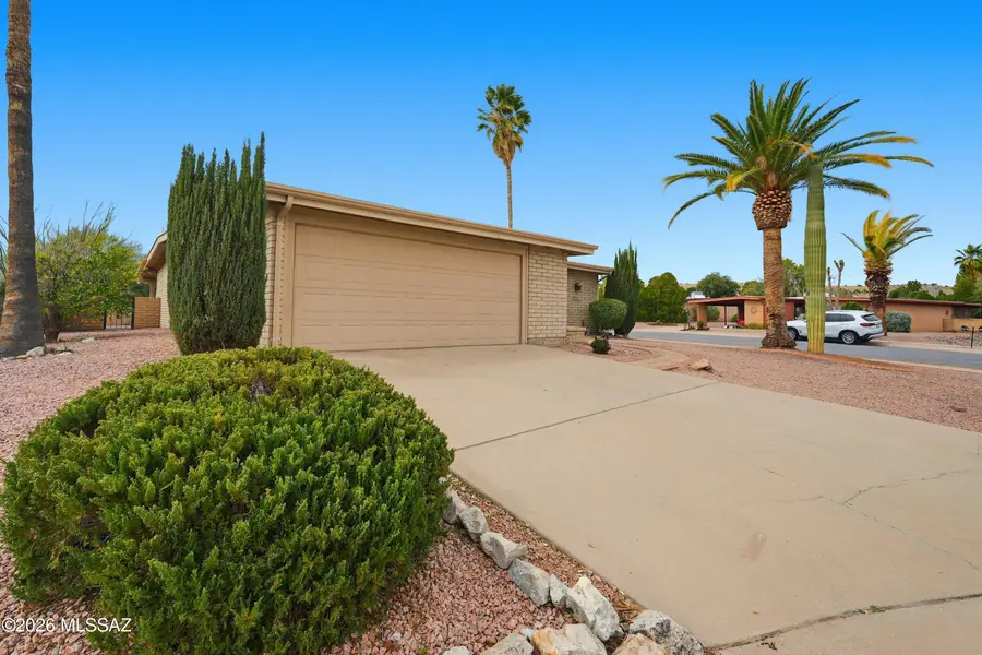 321 W Rio-santa Cruz, Green Valley, AZ 85614 - #2