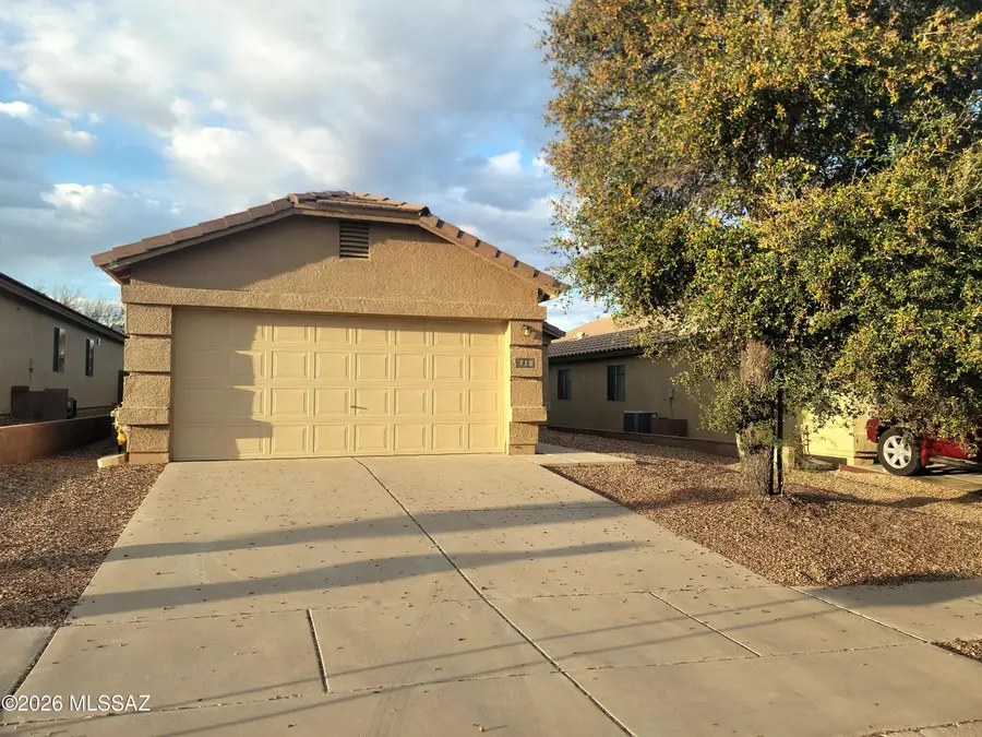 718 W Emerald Key, Green Valley, AZ 85614 - #3