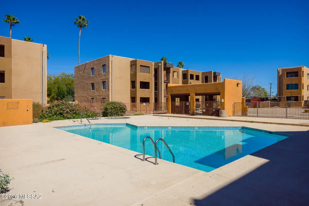 1810 E Blacklidge, Tucson, AZ 85719 - #1