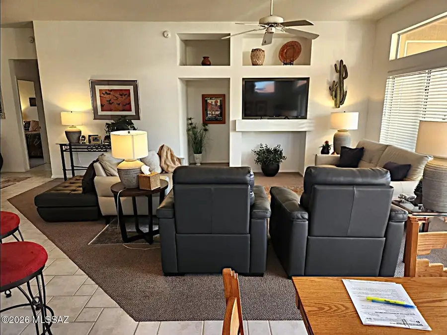 954 E Welton, Oro Valley, AZ 85755 - #2