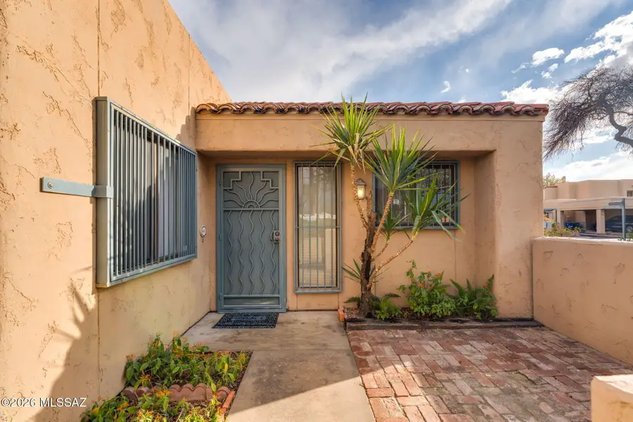 3000 E Thornhall, Tucson, AZ 85716 - #2