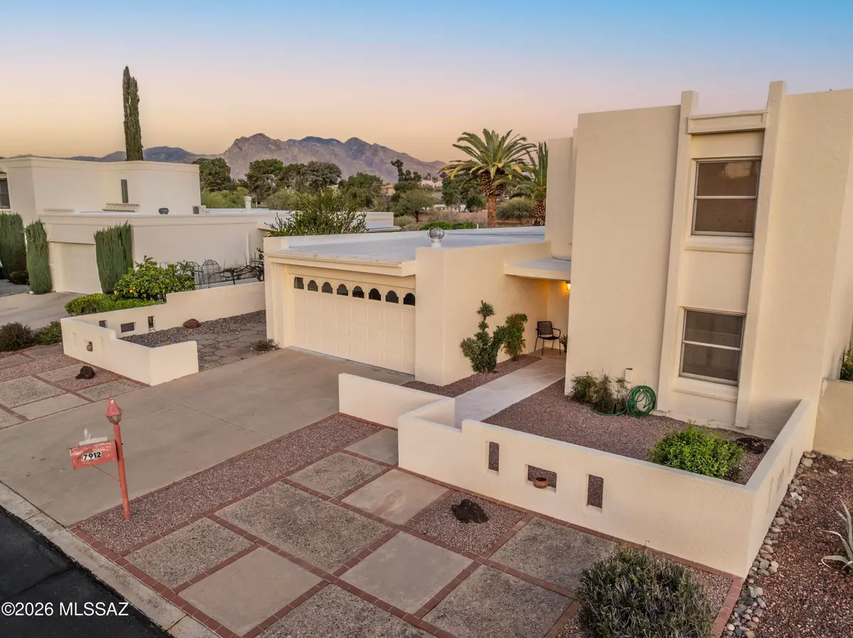 7912 N Casas Cameo, Tucson, AZ 85742 - #1