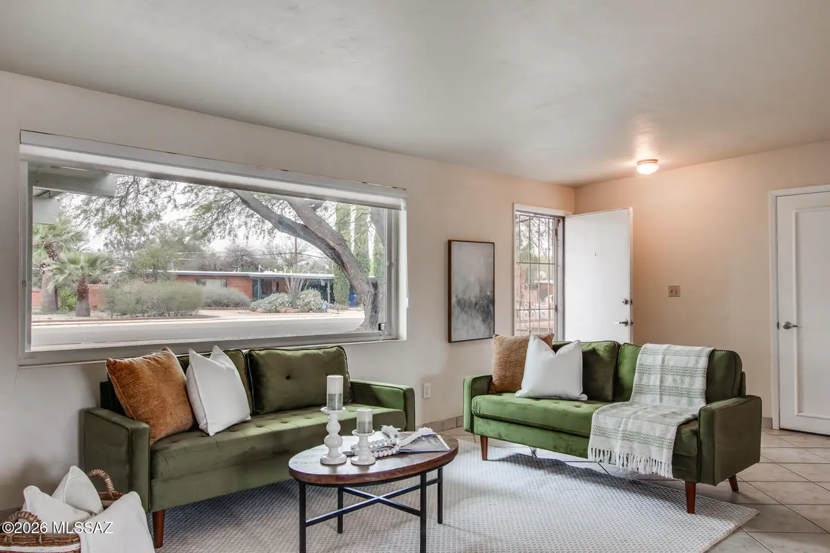 4817 E Copper, Tucson, AZ 85712 - #1