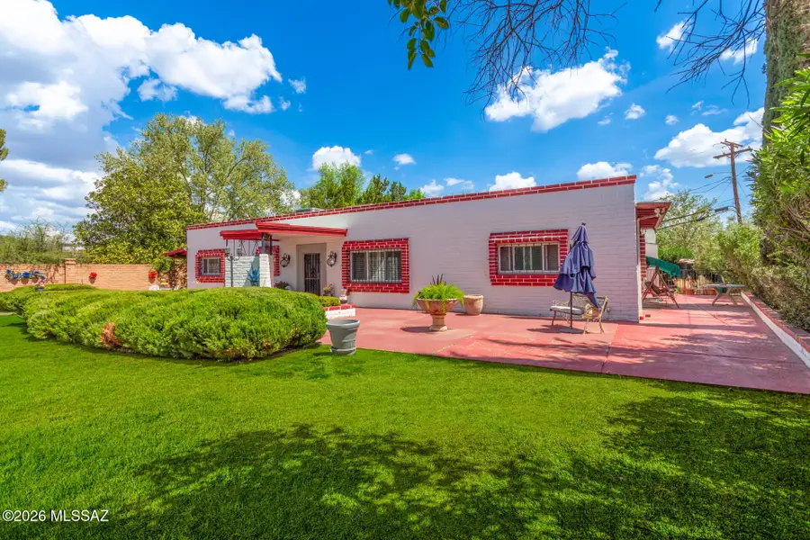 377 W Martinez, Nogales, AZ 85621 - #2